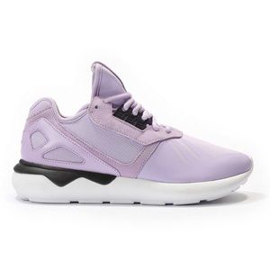 Adidas Tubular Sneaker in Lilac